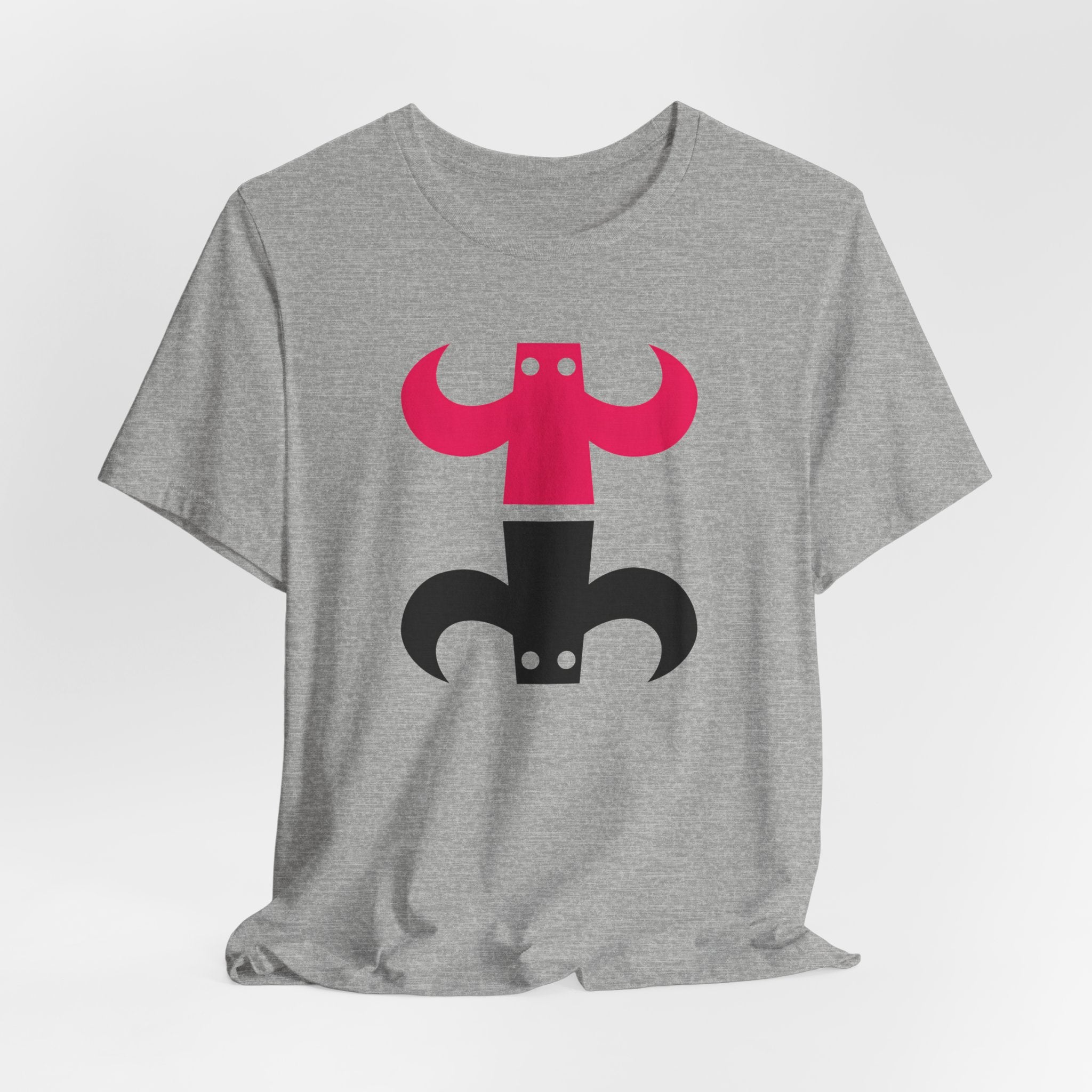 Camiseta gráfica de figuras minimalistas.